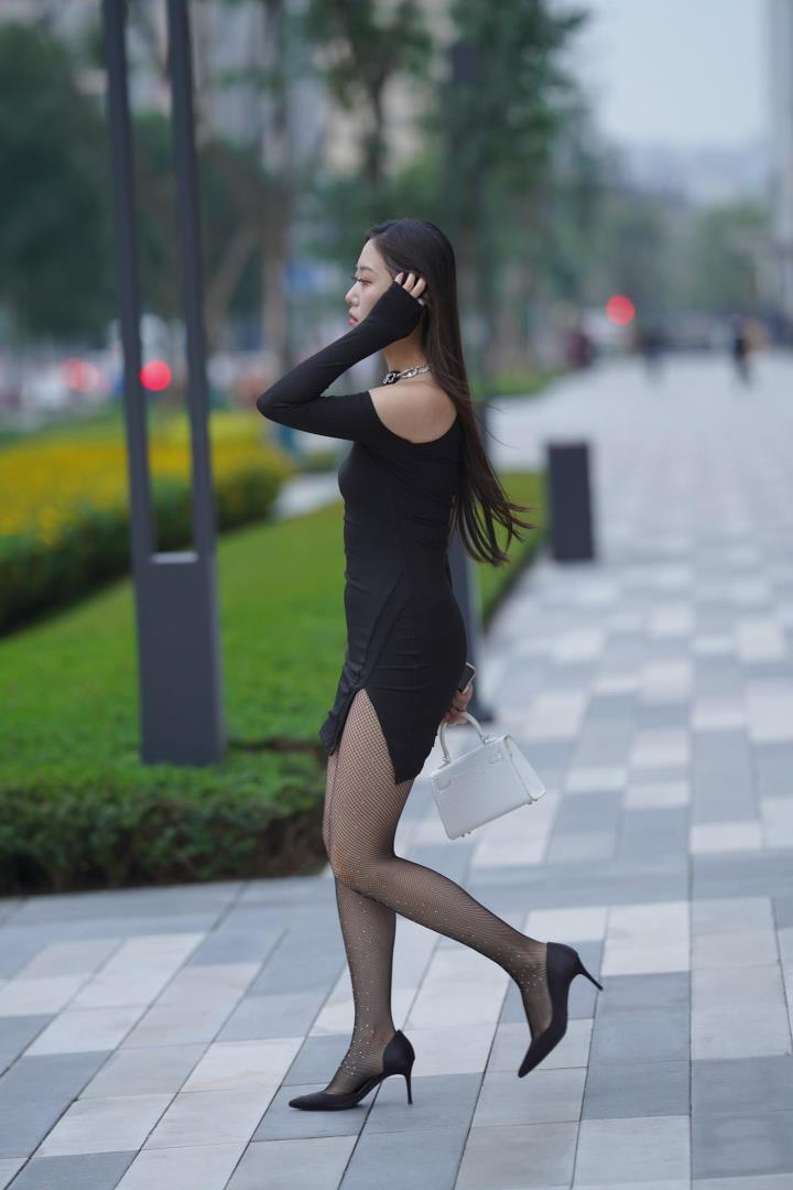 揭秘陈小喵的自拍奇遇记：探索No.2272，网红镜头背后的真实情感-搬砖学院