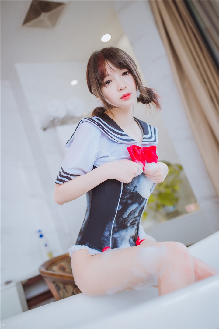 东北妹纸少女coser 疯猫Ss疯了个猫 VOL.117 死库水11740