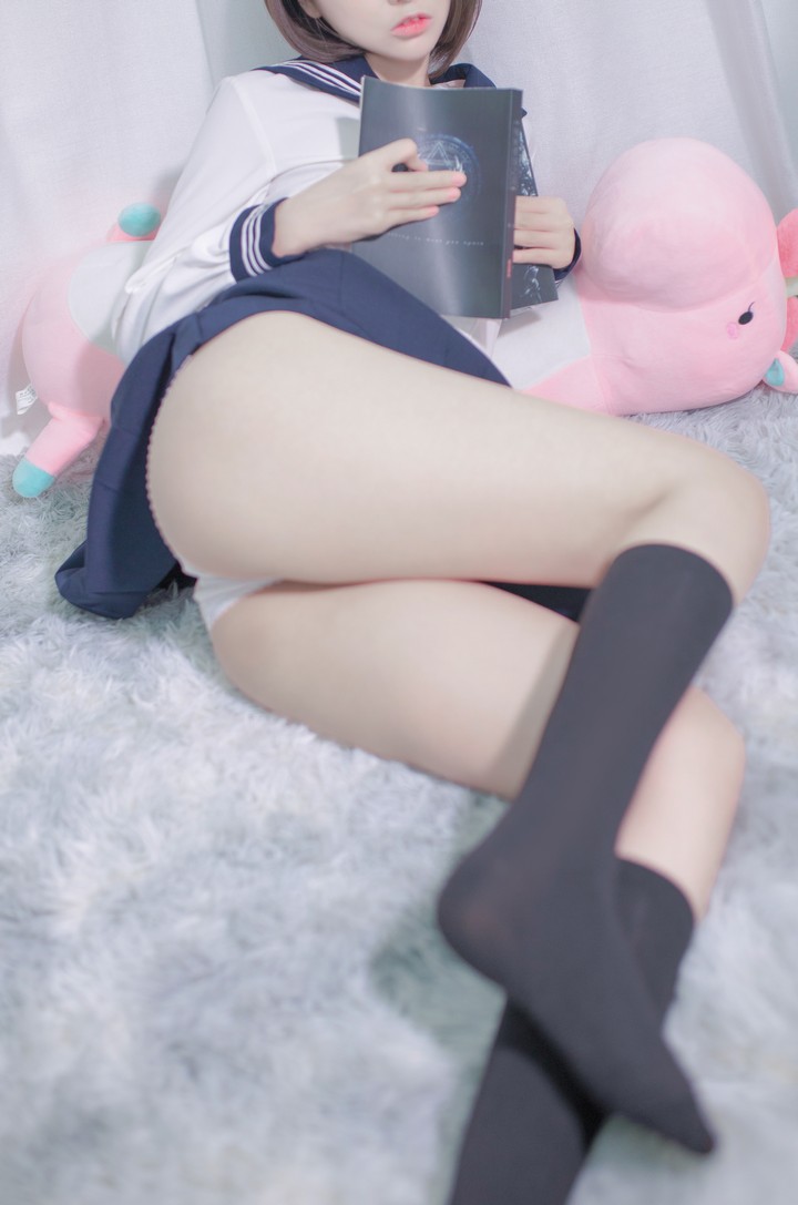 东北妹纸少女coser 疯猫Ss疯了个猫 VOL.054 居家JK11866