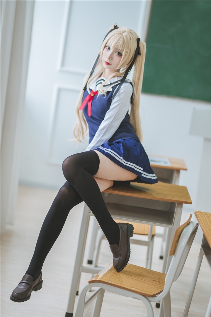 封疆疆v – 英梨梨:教室光年里的cospla物语9876
