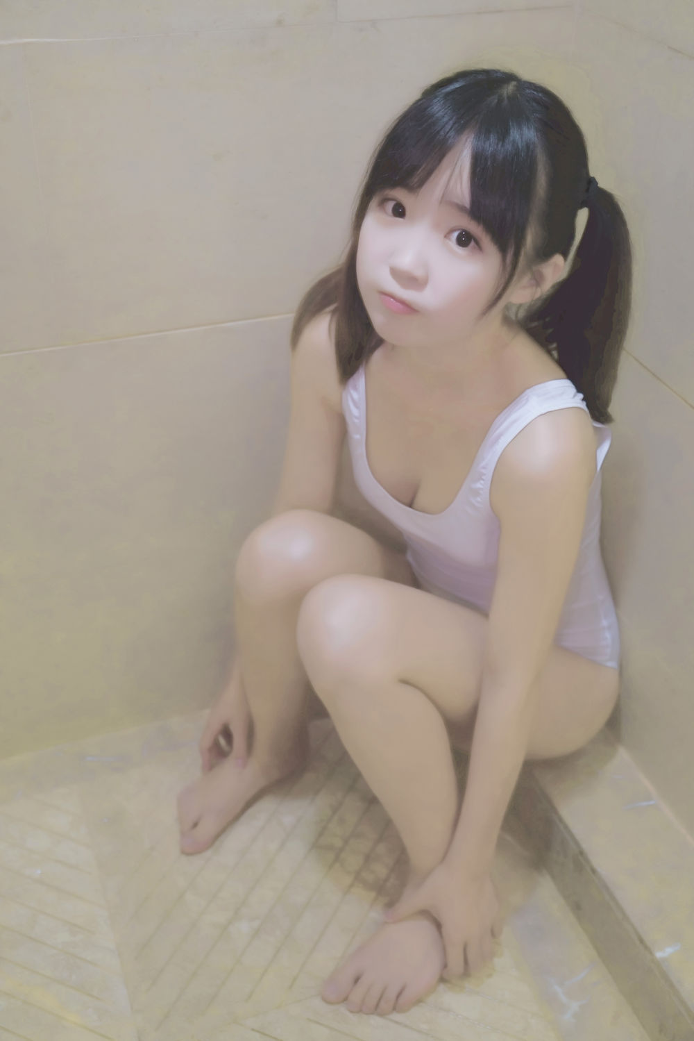 御子Yumiko-白色死库水20559