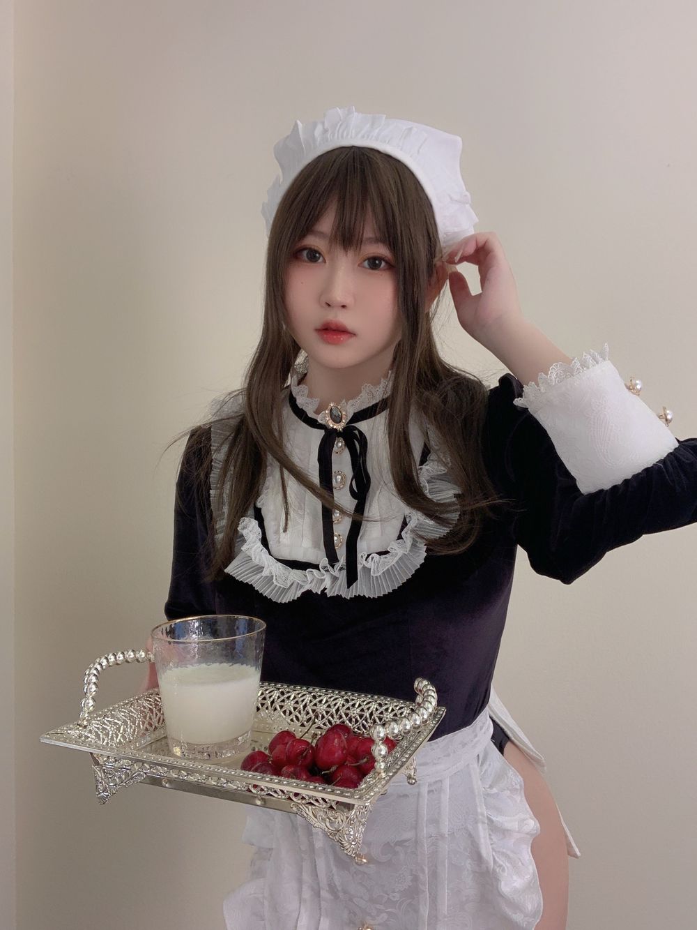 是依酱呀-女仆馆长9649