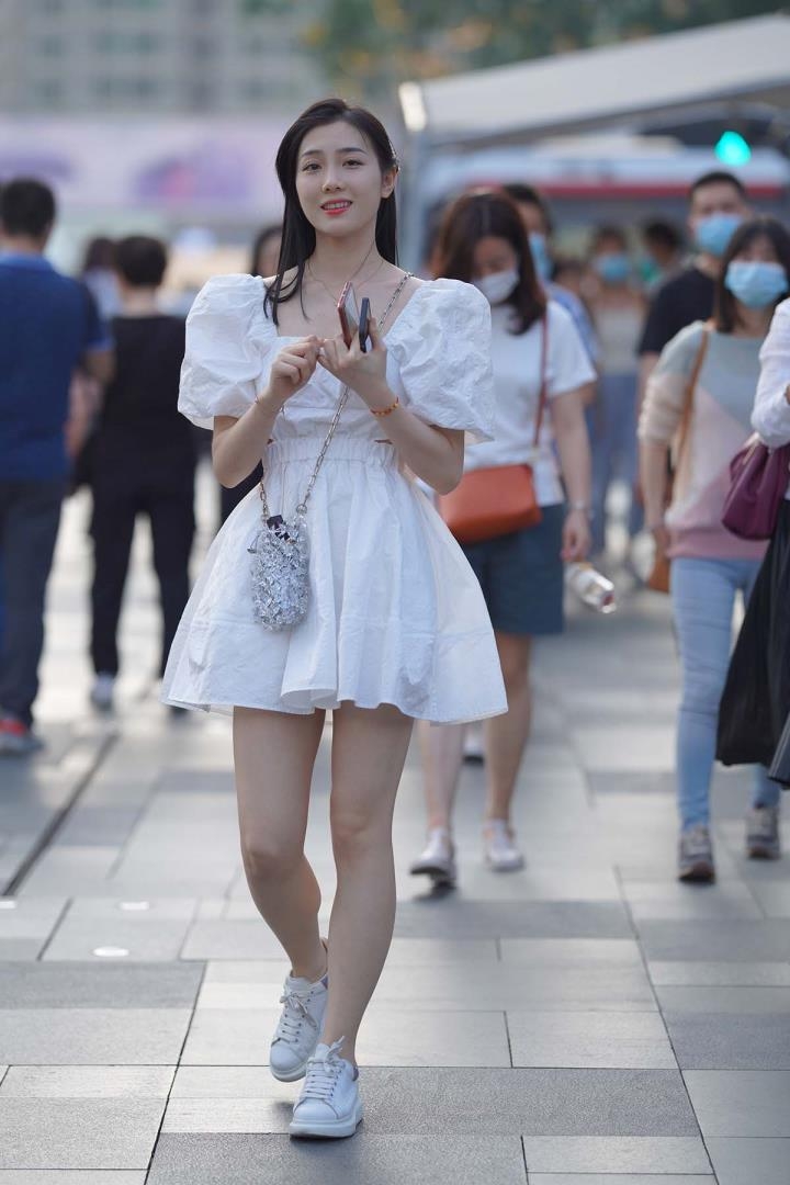街拍精选 2327期 白裙清爽女孩15921