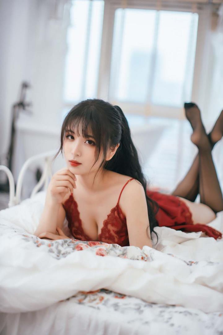 轩萧学姐 NO.001 – Claret[28P／318MB]13238