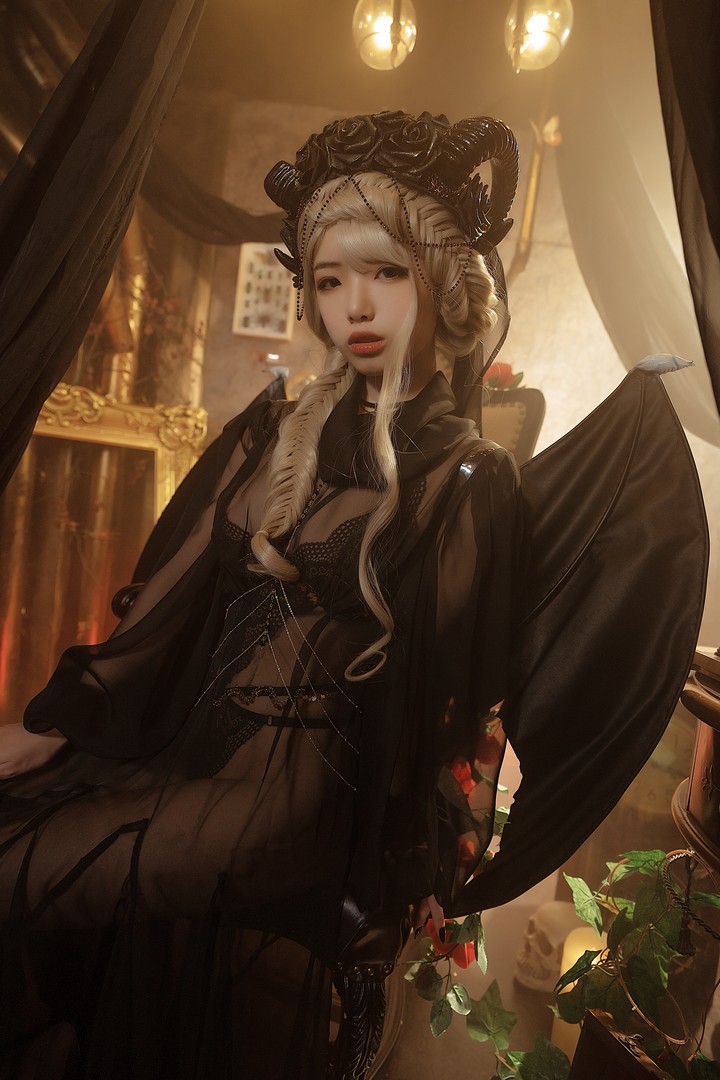 星野saori(星野纱织)全集：萌系妹子的魅力四射的Coser来袭！-搬砖学院