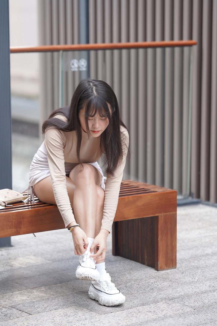 塔塔_Lo1iTa作品合集：深圳人气Coser，可爱电眼嫩妹妹登场！-搬砖学院