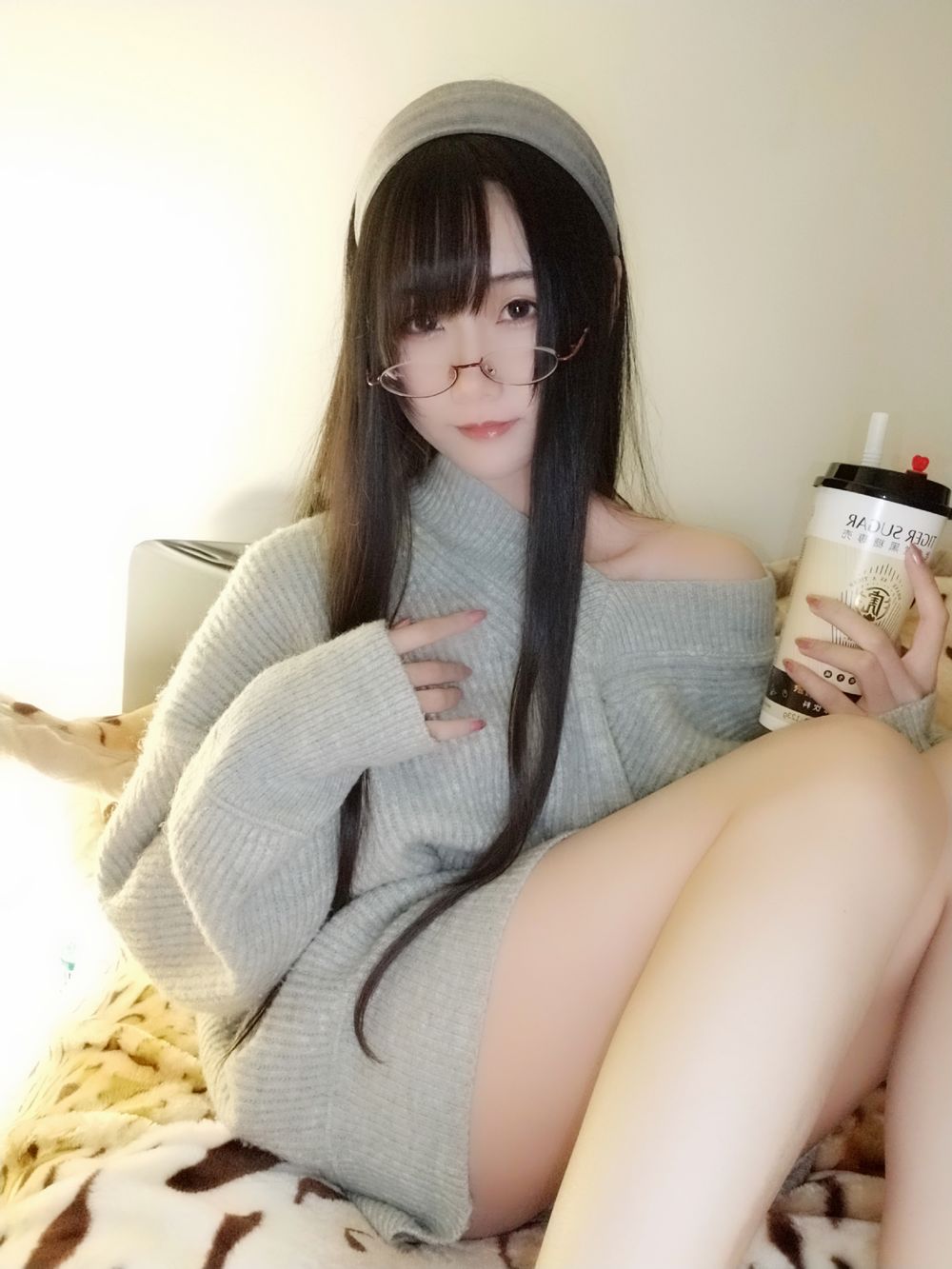 宸大小姐微博高清付费写真图片欣赏-搬砖学院